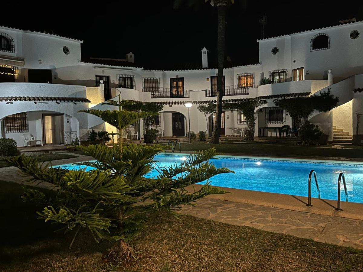 Apartamento Urb Oasis Park II Denia, Las Marinas Exteriör bild